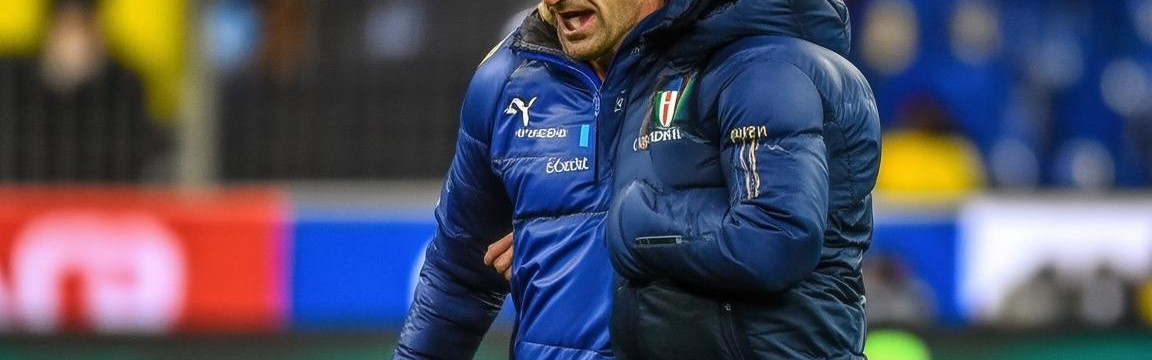 NBA海外直播精彩瞬间回顾：比赛激烈、球星闪耀、战术对决与球迷互动